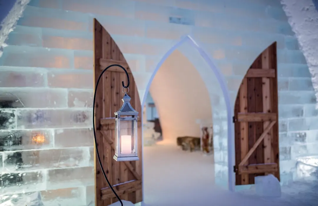 Hotel De Glace-1